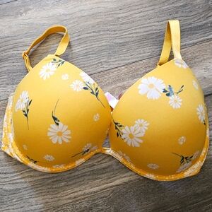 PINK WEAR EVERYWHERE SUPER PUSH UP BRA